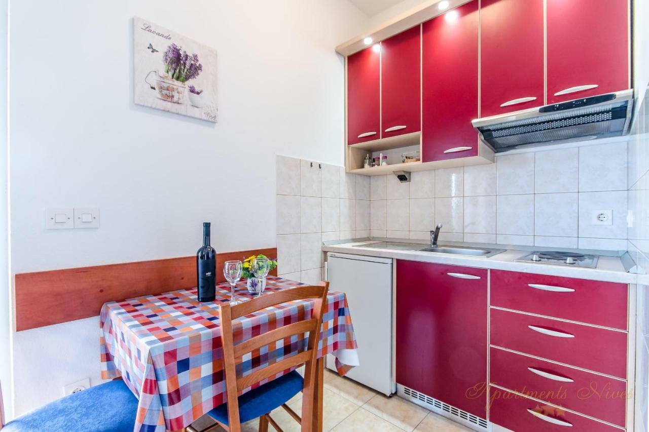 Apartments Nives Suhi Potok Есенице Экстерьер фото