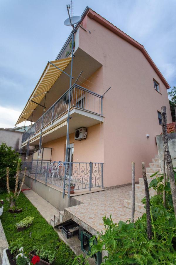 Apartments Nives Suhi Potok Есенице Экстерьер фото