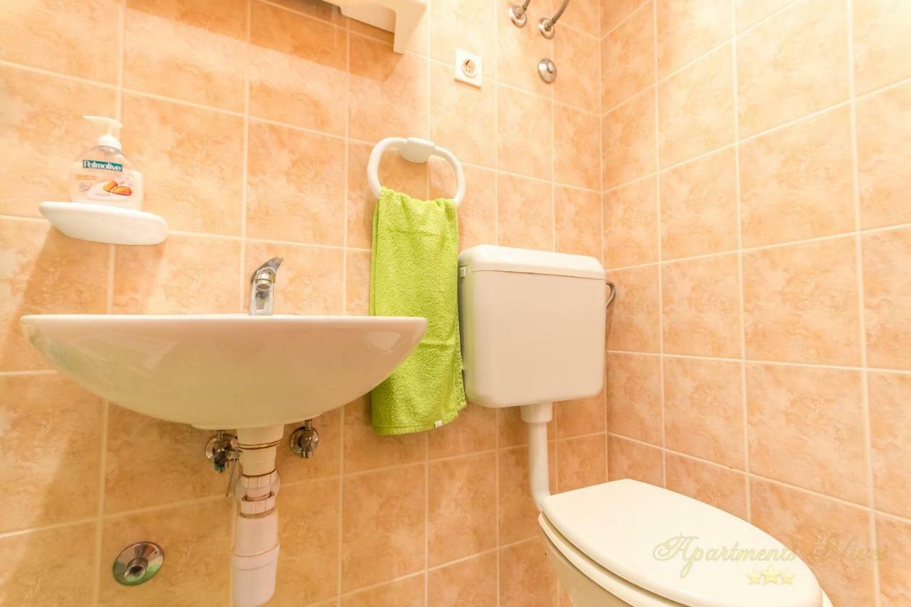 Apartments Nives Suhi Potok Есенице Экстерьер фото