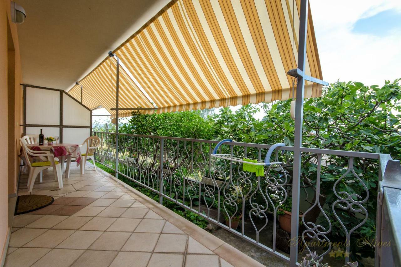 Apartments Nives Suhi Potok Есенице Экстерьер фото