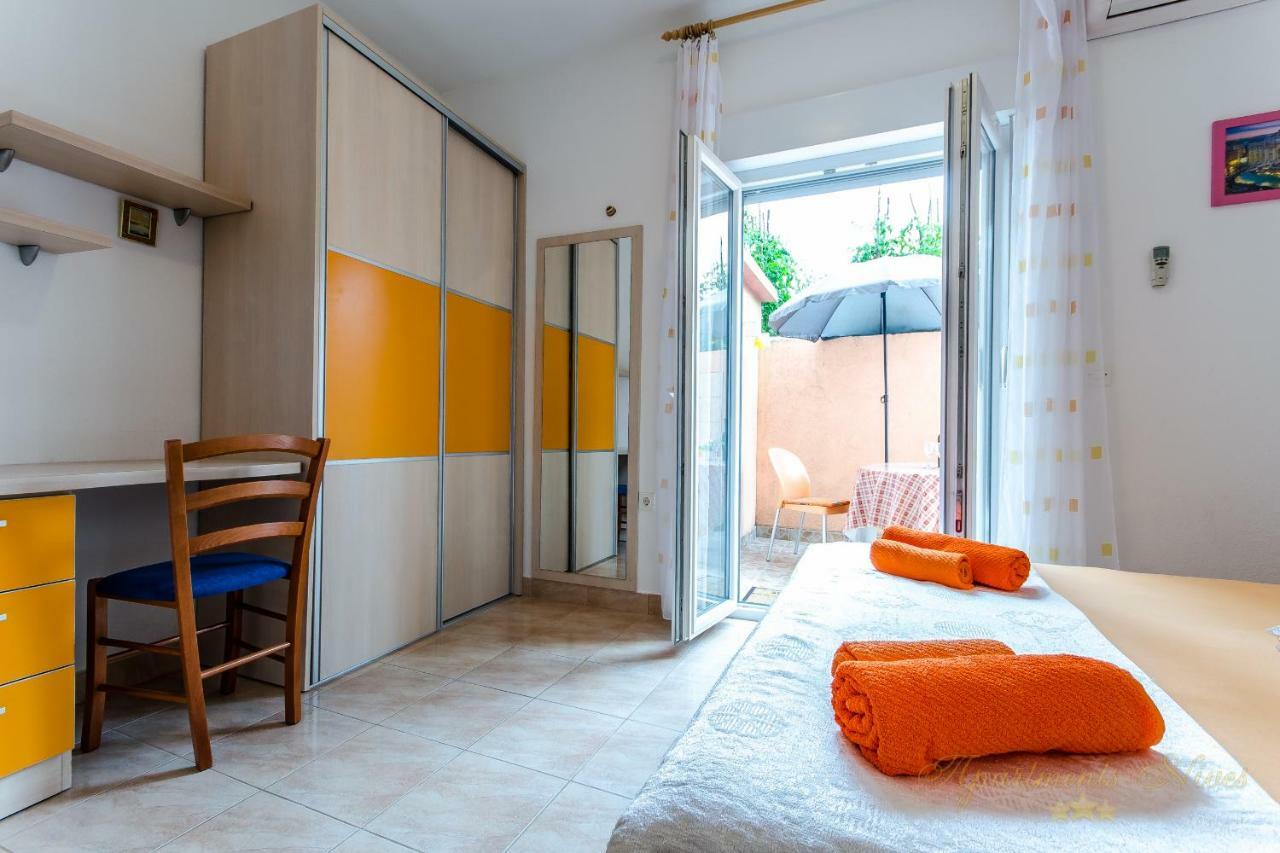 Apartments Nives Suhi Potok Есенице Экстерьер фото